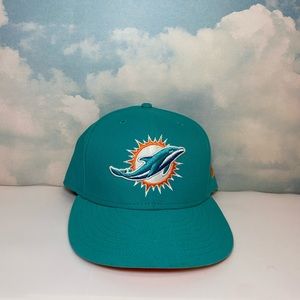 Men’s New Era Miami Dolphins Fitted 7 3/8